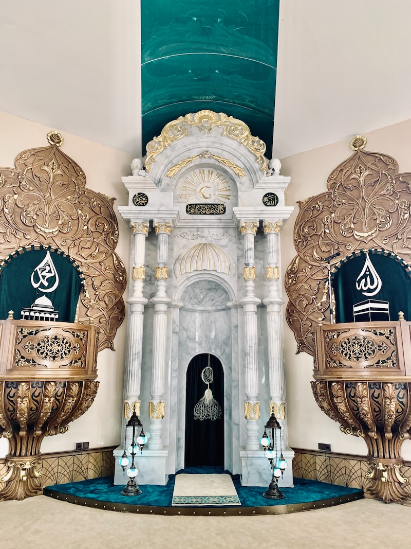 Sivas Türbeler ve Mezarlıklar Sivas Türbeler ve Mezarlıklar